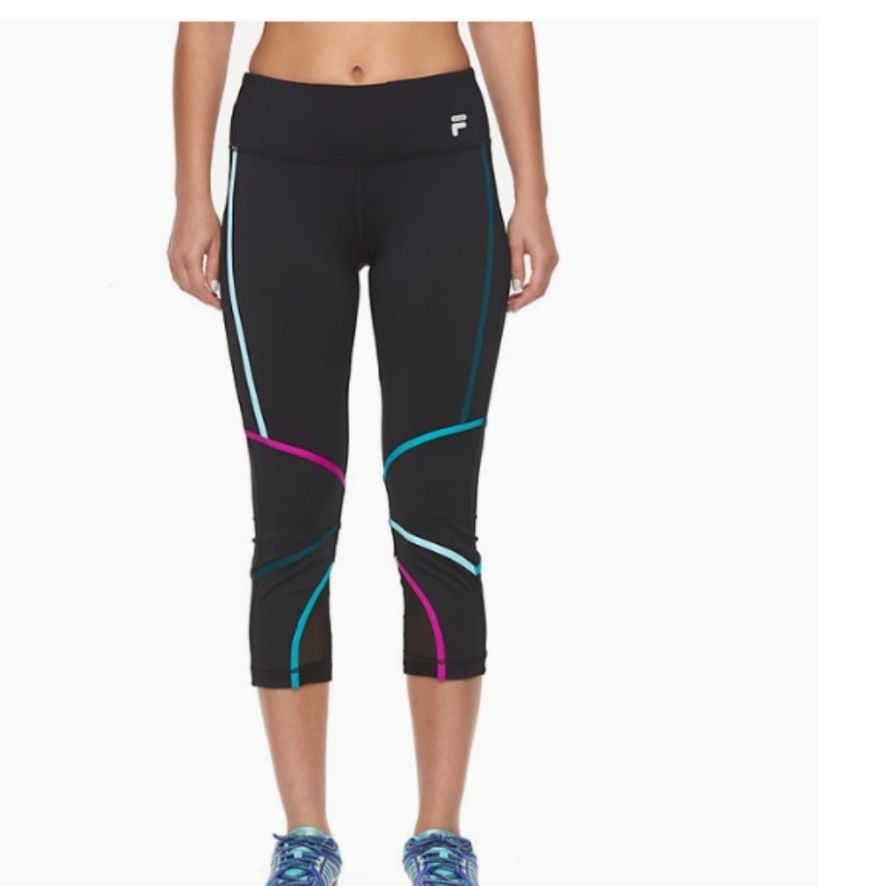 Fila Black Capri Athletic Leggings With Pops Of Colored Lines  sz M #215